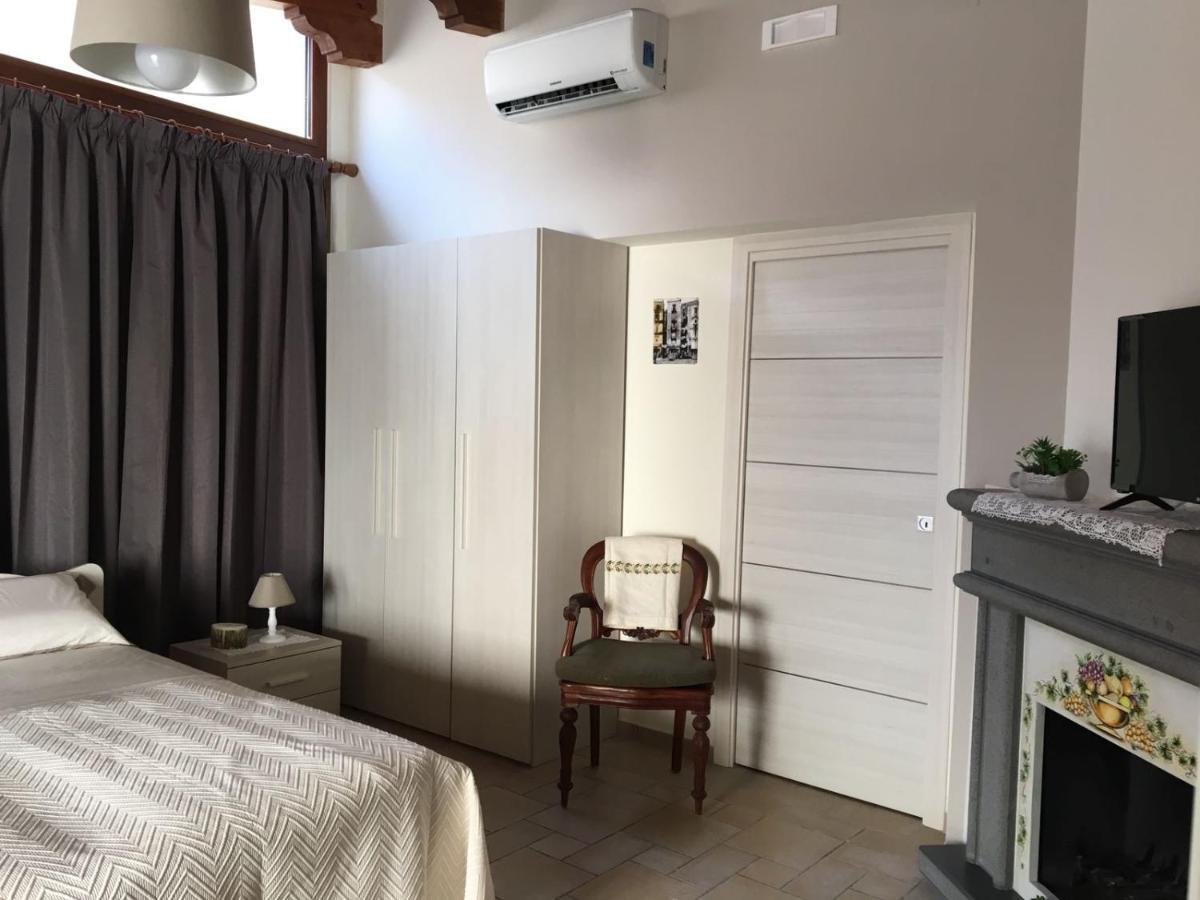 ポンペイ Nonna Laura Bed & Breakfast エクステリア 写真